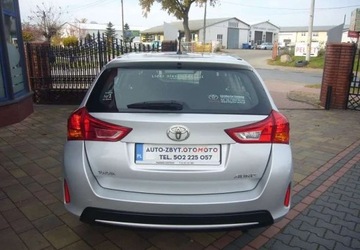 Toyota Auris II Touring Sports D-4D 90 90KM 2013 Toyota Auris Toyota Auris 1.4 D-4D Active 1.4 Diesel 90KM, zdjęcie 7