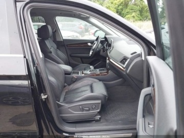 Audi Q5 II SUV 2.0 TFSI 252KM 2018 Audi Q5 2018 AUDI Q5 2.0T PREMIUM2.0T TECH PREMIUM 2.0 Benzyna 252KM, zdjęcie 5