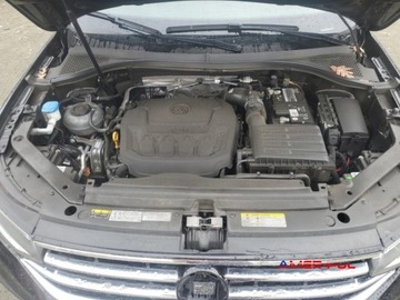Volkswagen Tiguan II 2022 Volkswagen Tiguan 2022r,2,0L SE 4X4 2.0 Benzyna 184KM, zdjęcie 11