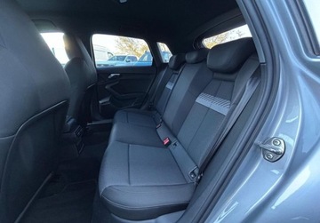 Audi A3 8Y Sportback 1.5 35 TFSI 150KM 2022 Audi A3 Sportback Advanced, ACC, Podgrzewane fotele, Swiatla na zla pogode, zdjęcie 16
