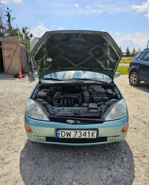 Ford Focus I Sedan 1.4 16V 75KM 2000 Ford Focus Ford Focus 1.4 Benzyna 75KM, zdjęcie 18