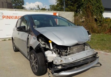 Toyota Yaris III Hatchback 5d Facelifting 2017 1.0 VVT-i 72KM 2020 Toyota Yaris y20 Okazja Benzyna 72KM