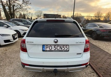 Skoda Octavia III Scout 2.0 TDI 184KM 2015 Skoda Octavia Skoda Octavia III Scout 2.0 TDI DSG 4x4 2.0 Diesel 184KM, zdjęcie 5