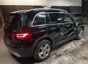 Mercedes GLB 2022 Mercedes-Benz GLB 2022, 2.0L, 4x4, od ubezpieczalni 2.0 Benzyna 221KM, zdjęcie 5