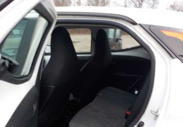 Toyota Aygo II Hatchback 3d Facelifting 1.0 VVT-i 72KM 2020 Toyota Aygo Okazja Benzyna 72KM, zdjęcie 19