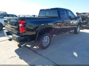 Chevrolet Silverado II 2022 Chevrolet Silverado 2022r., 4x4, 2500HD, Crew Cab, High Country 6.6 Diesel, zdjęcie 4