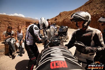 Мотоциклетная сумка Red Mamut, 35 л, задняя центральная часть