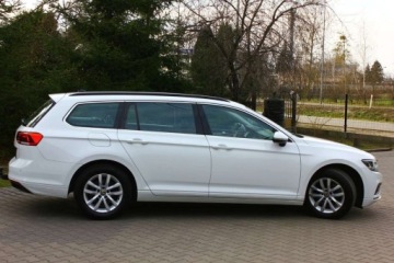 Volkswagen Passat B8 Variant Facelifting 2.0 TDI SCR 150KM 2020 Volkswagen Passat 2.0 TDI 150KM Bezwypadkowy 100 Serwisowany I Wlasciciel, zdjęcie 13