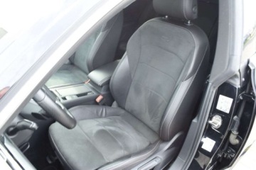 Volkswagen Arteon Fastback Facelifting 2.0 TSI 190KM 2022 Volkswagen Arteon SalonPL 2.0 TSI 190KM R-Line DSG PanoramaAmbienteDCCALU, zdjęcie 28