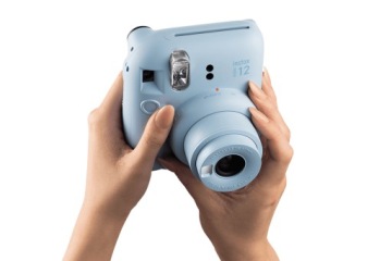 Fujifilm Instax Mini 12 — синий