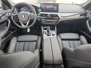 BMW Seria 5 G30-G31 2021 BMW Seria 5 530xi 2021 2.0l 2.0 Benzyna 248KM, zdjęcie 8