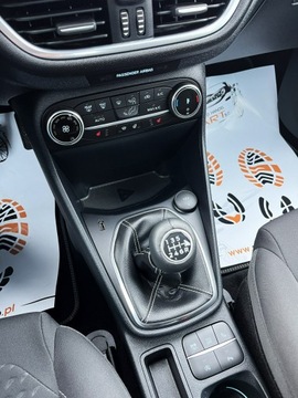 Ford Fiesta VIII Hatchback 5d 1.0 EcoBoost 95KM 2020 Ford Fiesta Kamera / Asystent Parkowania, zdjęcie 17