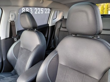 Peugeot 2008 I SUV Facelifting 1.2 PureTech 130KM 2019 Peugeot 2008 Panorama Navi Kamera PDC Alu 1.2 Benzyna 130KM, zdjęcie 13