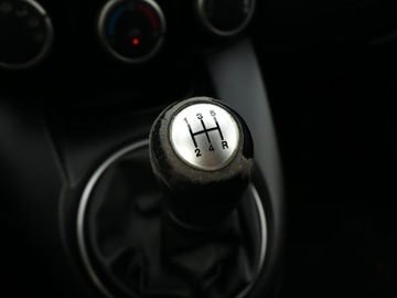 Mazda 2 II Hatchback 5d Facelifting 1.3 MZR 84KM 2014 Mazda 2 1.3 i, Klima, Klimatronic, Parktronic, zdjęcie 17