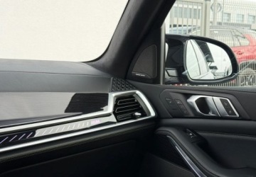 BMW X5 G05 M SUV Facelifting 4.4 M60i 530KM 2024 BMW X5 M Salon PL M Sport Hak 360 Gwarancja Bezwypadkowy FVAT23, zdjęcie 18