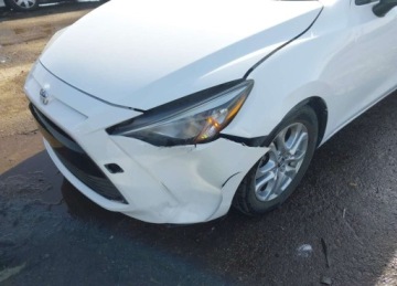 Toyota Yaris III 2018 Toyota Yaris IA, od ubezpieczalni 1.5 Benzyna 106KM, zdjęcie 3