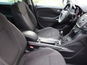 Opel Zafira C Tourer 2.0 CDTI ECOTEC 130KM 2015 Opel Zafira 2.0 CDTI, 7 miejsc, Skóra, Navi, zdjęcie 8