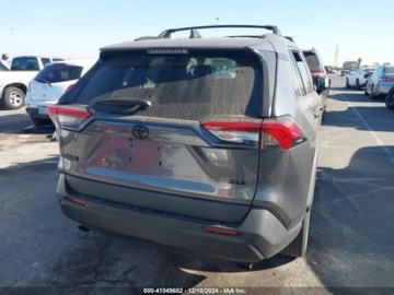 Toyota 2021 Toyota RAV4 2021r., XLE Premium, od ubezpieczalni 2.5 Benzyna 203KM, zdjęcie 4