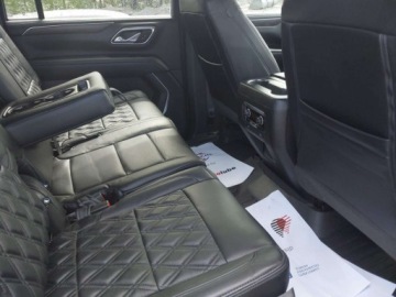 Chevrolet Suburban GMT900 2024 Chevrolet Suburban 2024 CHEVROLET SUBURBAN 2WD LS 5.3 Benzyna 355KM, zdjęcie 11