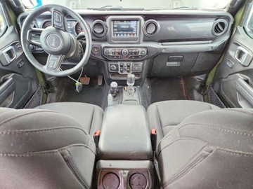 Jeep Gladiator 2022 Jeep Gladiator Sport 2022 3.6 Benzyna 285KM, zdjęcie 8