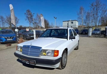 Mercedes 190 2.0 102KM 1989 Mercedes-Benz W201 (190) Mercedes-Benz W201 (190) 2.0 Benzyna 102KM, zdjęcie 4