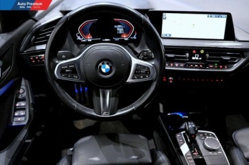 BMW Seria 1 F40 2021 BMW Seria 1 118iM Kierownica SkorzanaFotel SportowyReflektor LEDModel M Sp, zdjęcie 9