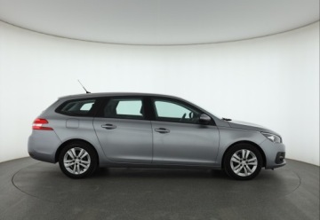 Peugeot 308 II SW Facelifting 1.5 BlueHDI 130KM 2019 Peugeot 308 1.5 BlueHDi, Salon Polska, zdjęcie 5