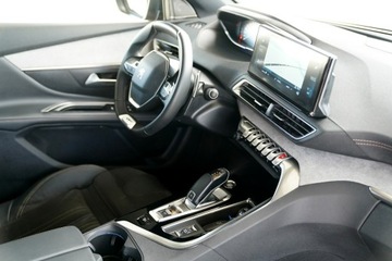 Peugeot 5008 II Crossover Facelifting 1.6 PureTech 180KM 2023 Peugeot 5008 GT kamera Skora adc NawI, zdjęcie 21