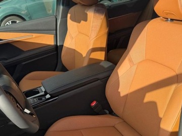 Toyota Camry IX 2025 Od ręki - Executive 2.5 Hybrid Dynamic Force 231KM | Kamera 360!, zdjęcie 5