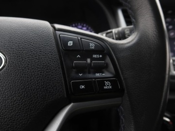 Hyundai Tucson III SUV 1.7 CRDI 115KM 2017 Hyundai Tucson 1.7 CRDi, Klima, Tempomat, zdjęcie 17
