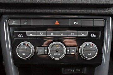 Volkswagen T-Roc I SUV 1.5 TSI ACT 150KM 2020 Volkswagen T-Roc Bezwypadkowy / Salon Polska /, zdjęcie 24