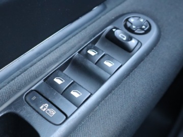 Peugeot 3008 I 2012 Peugeot 3008 1.6 HDi, Navi, Klima, Klimatronic, zdjęcie 15