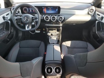 Mercedes CLA C118/X118 2024 Mercedes-Benz CLA 35 amg, 2024r., 4x4, 2.0L 2.0 Benzyna 221KM, zdjęcie 6