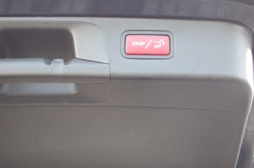 Mercedes GLC C253 SUV 2.0 250 211KM 2017 GLC AMG SalonPolska 2.0Benz 211PS Bezwypadkowy Led El.Klapa Piękny jak Nowy, zdjęcie 15