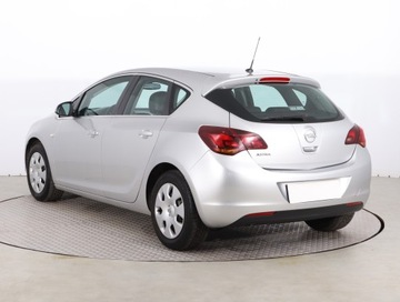 Opel Astra J Hatchback 5d 1.6 Twinport ECOTEC 115KM 2010 Opel Astra 1.6 16V, Salon Polska, Klima, zdjęcie 3
