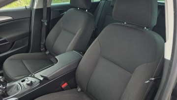Opel Insignia I Sports Tourer 2.0 CDTI ECOTEC 130KM 2011 Opel Insignia duza navi, zdjęcie 14