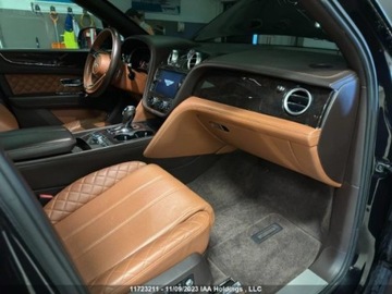 Bentley Bentayga 2017 Bentley Bentayga 2017 W12, 6.0, 4x4, od ubezpieczyciela 6.0 Benzyna 600KM, zdjęcie 6