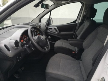 Citroen Berlingo II Combi Facelifting 2015 1.6 BlueHDi 100KM 2015 Citroen Berlingo 1.6 HDI 100KM Klimatronic Tempoma, zdjęcie 17