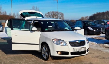 Skoda Fabia II Hatchback 1.2 i HTP 12V 70KM 2008 Skoda Fabia 1,2 Ben Klima 1.2 Benzyna 70KM, zdjęcie 21