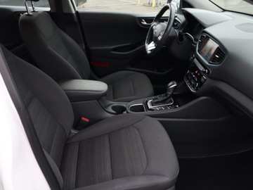 Hyundai IONIQ Hatchback 1.6 GDi 141KM 2016 Hyundai Ioniq Hybrid, Automat, Navi, Xenon, zdjęcie 8