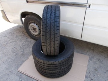 Semperit Van-life 2 205/70 R15 C 106/104R