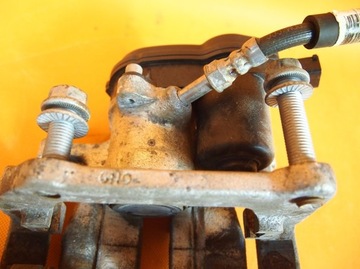 AUDI A5 8T TŘMEN BRZDOVÝ ZADNÍ 300 PR MOTOR 18KM