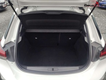 Opel Corsa F Hatchback 5d 1.2 Turbo 100KM 2019 Opel Corsa 1.2 Benzyna 101KM Full Led Gwarancja 1.2 Benzyna 101KM, zdjęcie 9