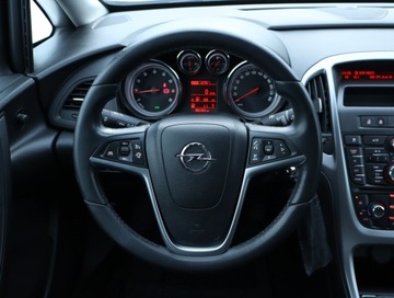 Opel Astra J Sedan 1.6 Twinport ECOTEC 115KM 2018 Opel Astra 1.6 16V, Salon Polska, Serwis ASO, zdjęcie 12