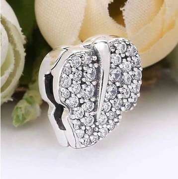 Подвеска-подвеска ЛИСТОК с цирконами для популярных браслетов