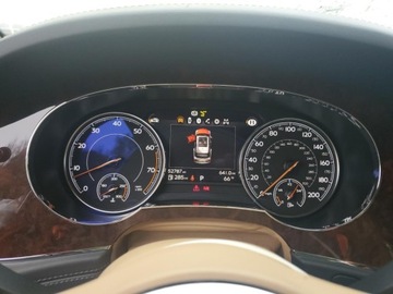 Bentley Bentayga 2018 Bentley Bentayga 2018 6.0l 6.0 Benzyna 600KM, zdjęcie 9