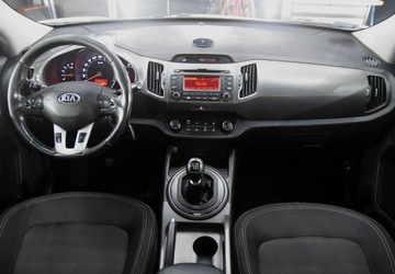 Kia Sportage III SUV 1.7 CRDi 116KM 2013 Kia Sportage 1.7 CRDI _ Czujniki parkowania _ Alufelgi 1.7 Diesel 115KM, zdjęcie 4