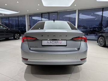 Skoda Octavia IV Liftback 2.0 TDI 115KM 2021 Skoda Octavia Ambition / 1 właściciel / Salon Pols, zdjęcie 2