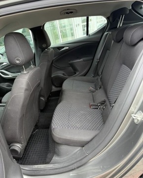 Opel Astra K Hatchback Facelifting 1.2 Turbo 110KM 2019 Opel Astra niski przebieg, serwisowany 1.2 Benzyna 110KM, zdjęcie 10