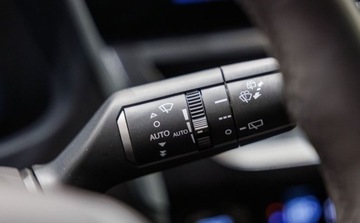 Lexus UX Crossover Facelifting 2.0 300h 199KM 2024 Lexus UX 300h F Sport Design 2.0 Hybryda 199KM, zdjęcie 33